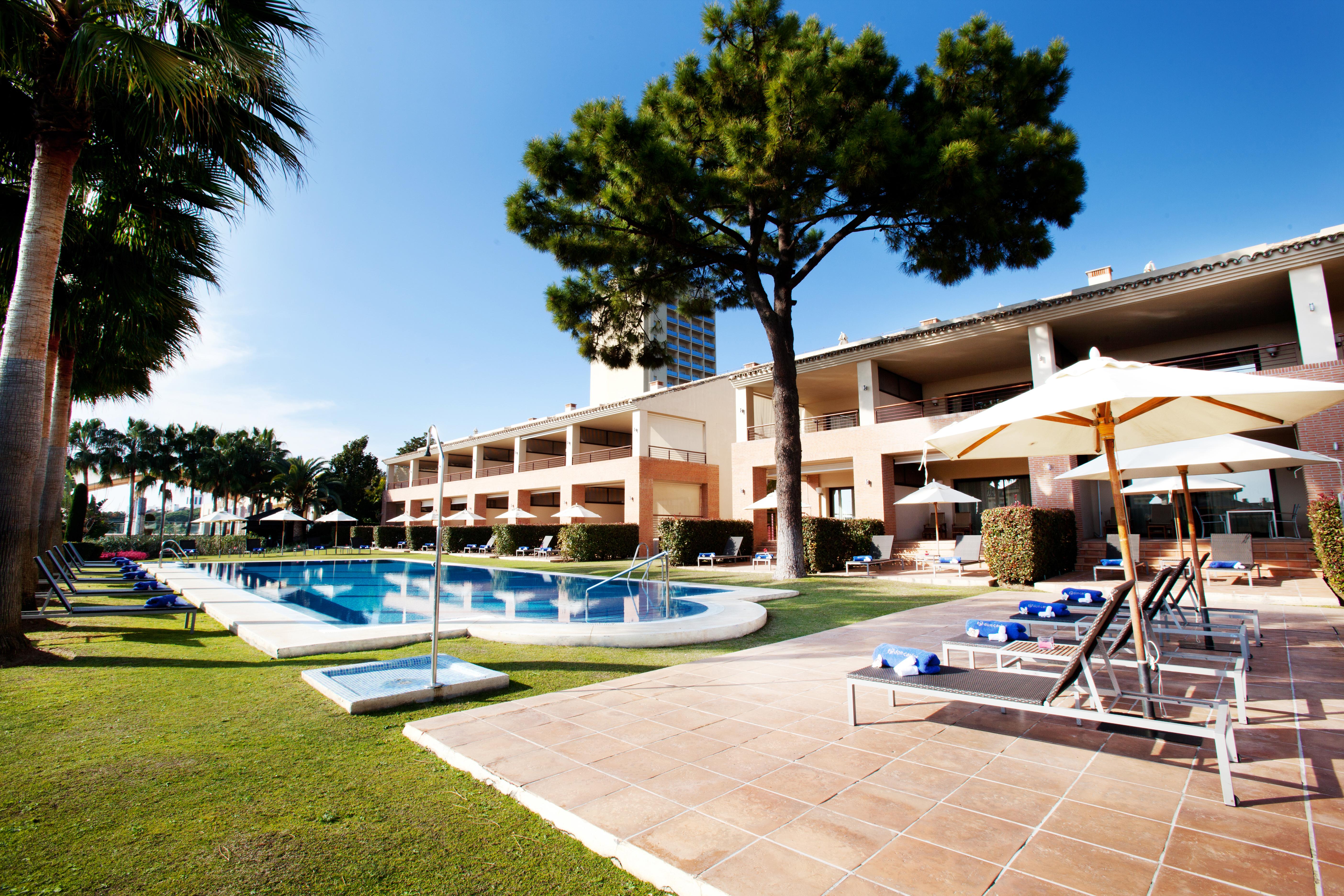 Deluxe Villas Don Carlos Resort Марбелья Экстерьер фото