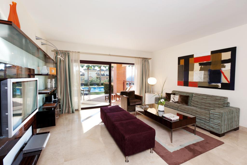 Deluxe Villas Don Carlos Resort Марбелья Экстерьер фото